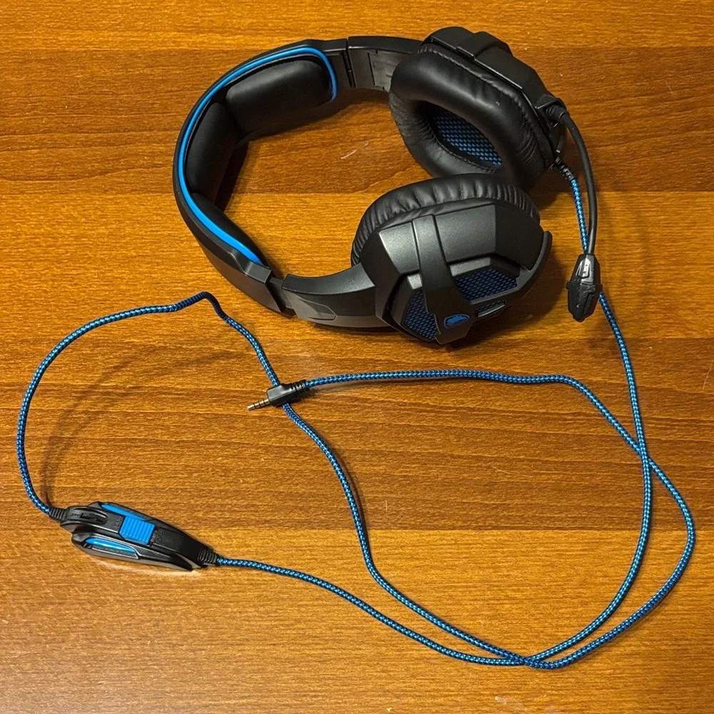 SADES SA-807 Over-Ear Wired Gaming Headset with Microphone